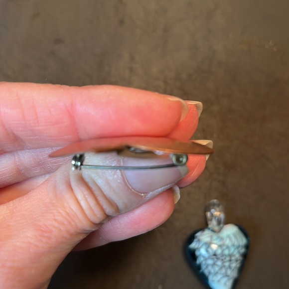 Perfect condition 2 brooches and one pendent - Picture 5 of 13